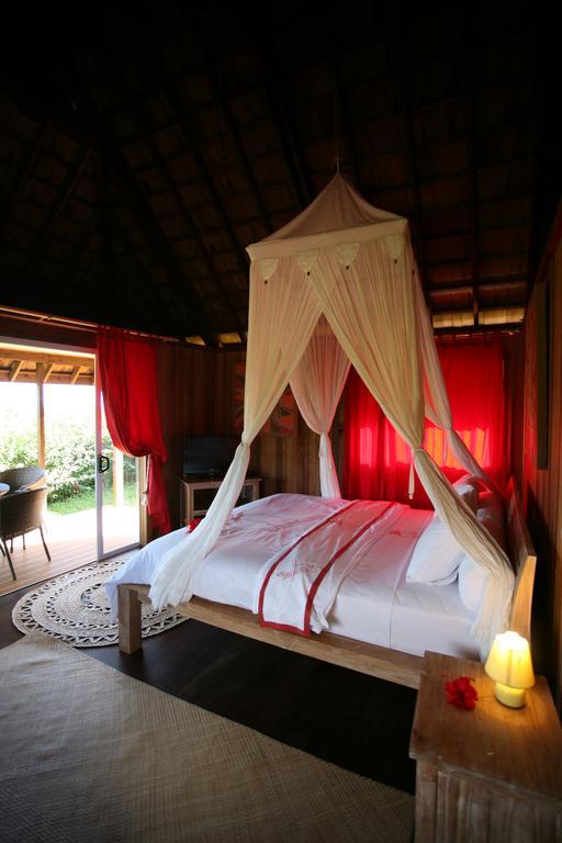 La Perruche Rouge Guest House Tamatoa Extérieur photo